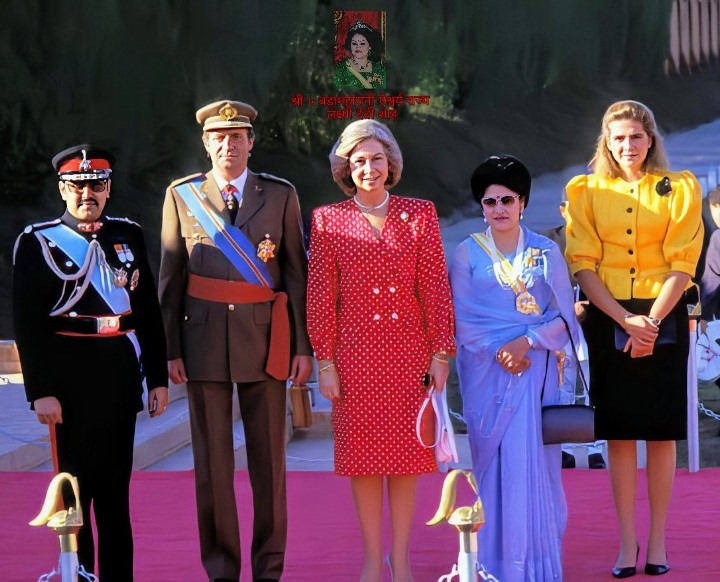 Juan Carlos I of Spain,Queen Sofía of Spain and Infanta Cristina 